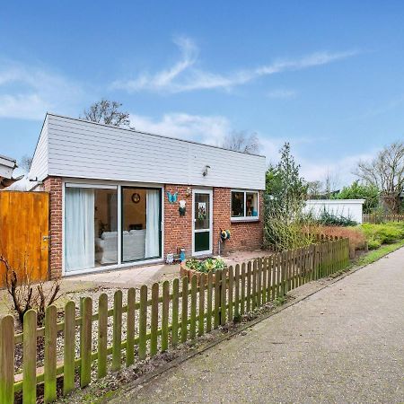 Endearing Holiday Home In Noordwijkerhout With Garden Bbq 외부 사진