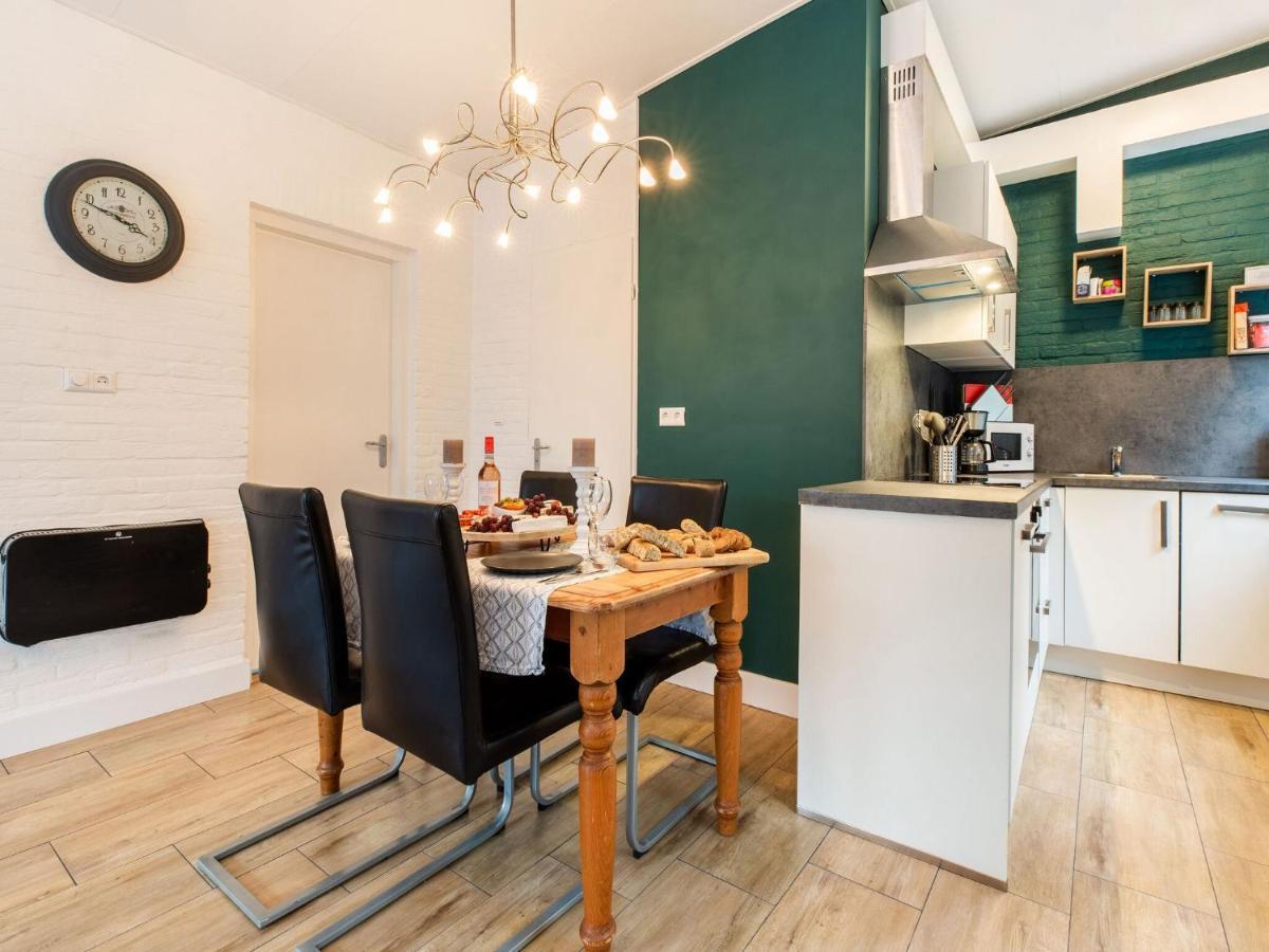 Endearing Holiday Home In Noordwijkerhout With Garden Bbq 외부 사진