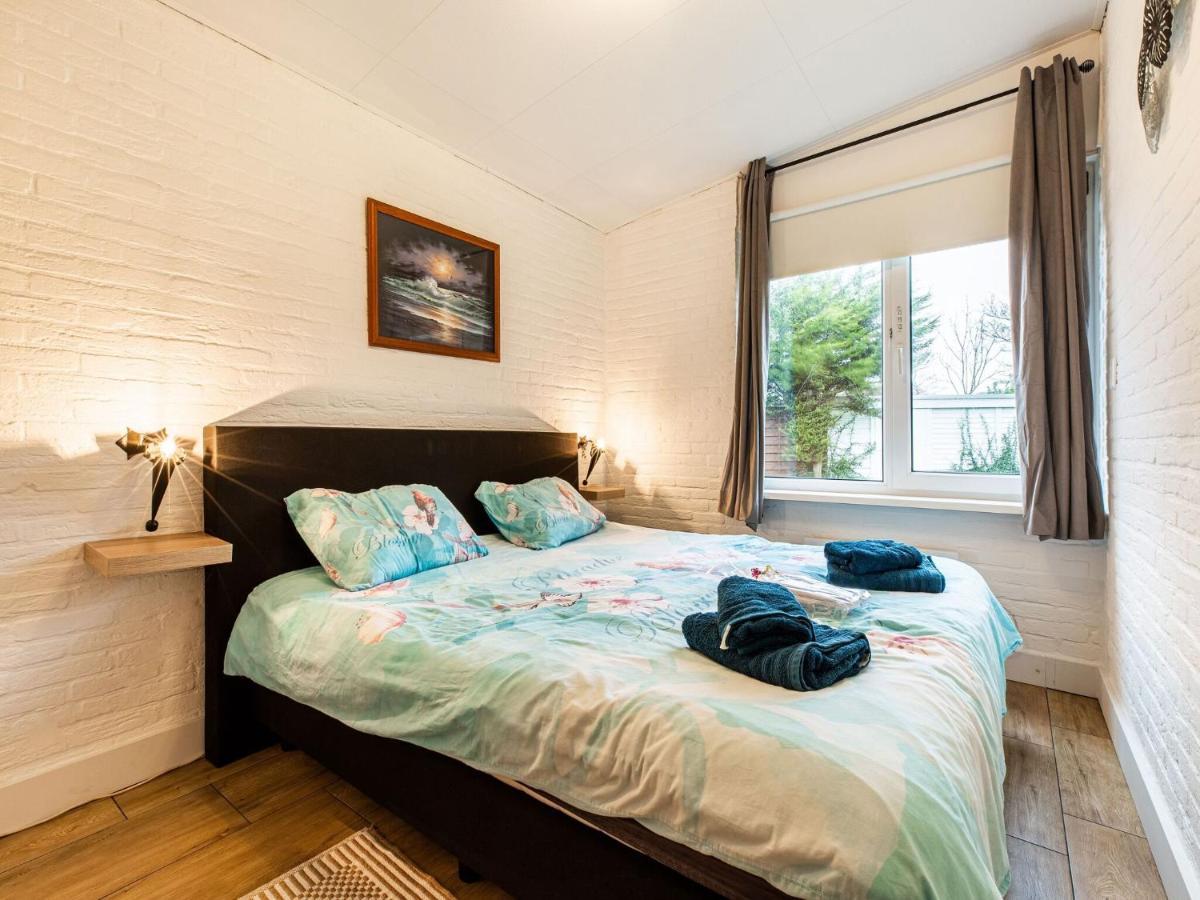 Endearing Holiday Home In Noordwijkerhout With Garden Bbq 외부 사진