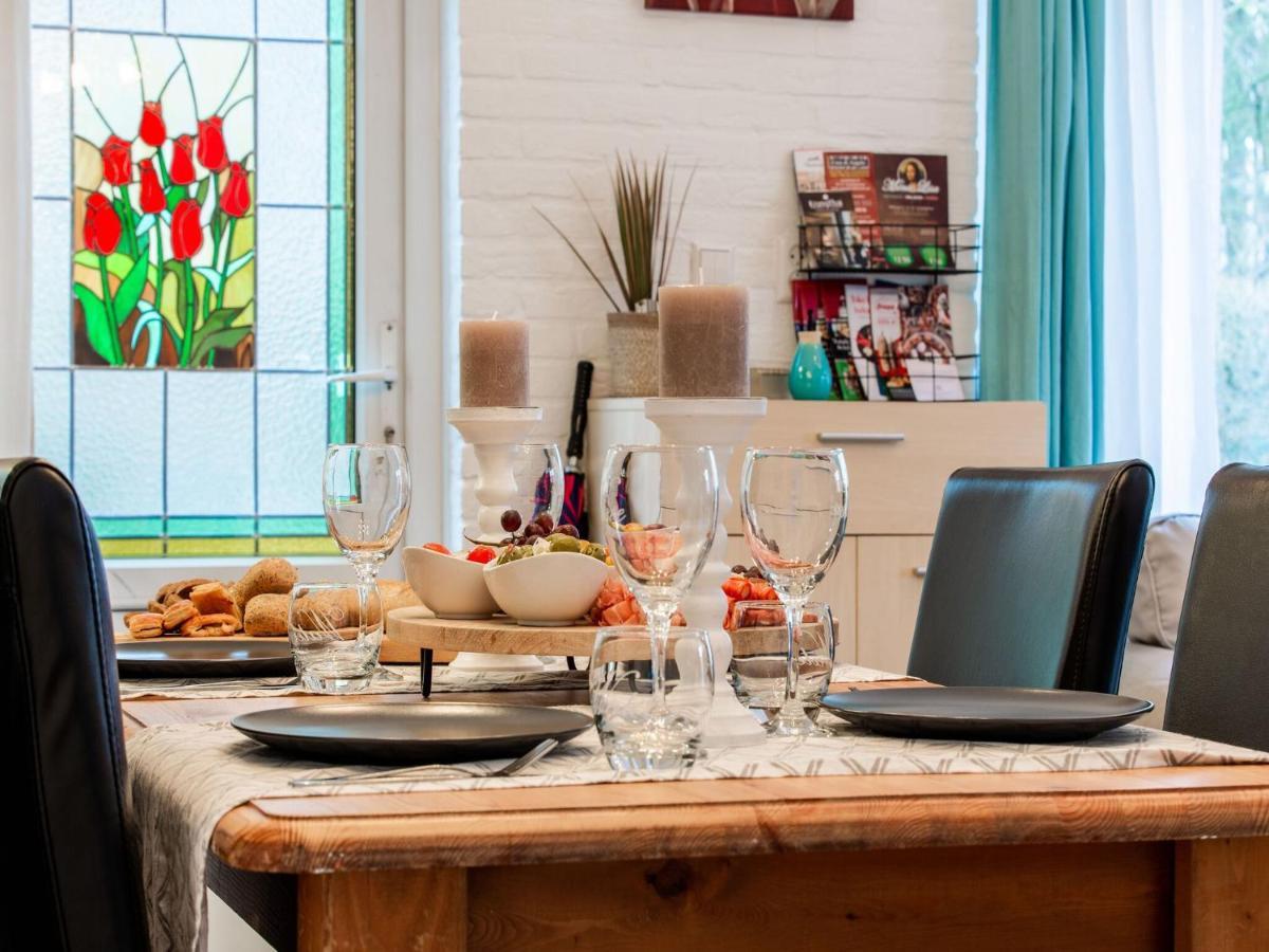 Endearing Holiday Home In Noordwijkerhout With Garden Bbq 외부 사진